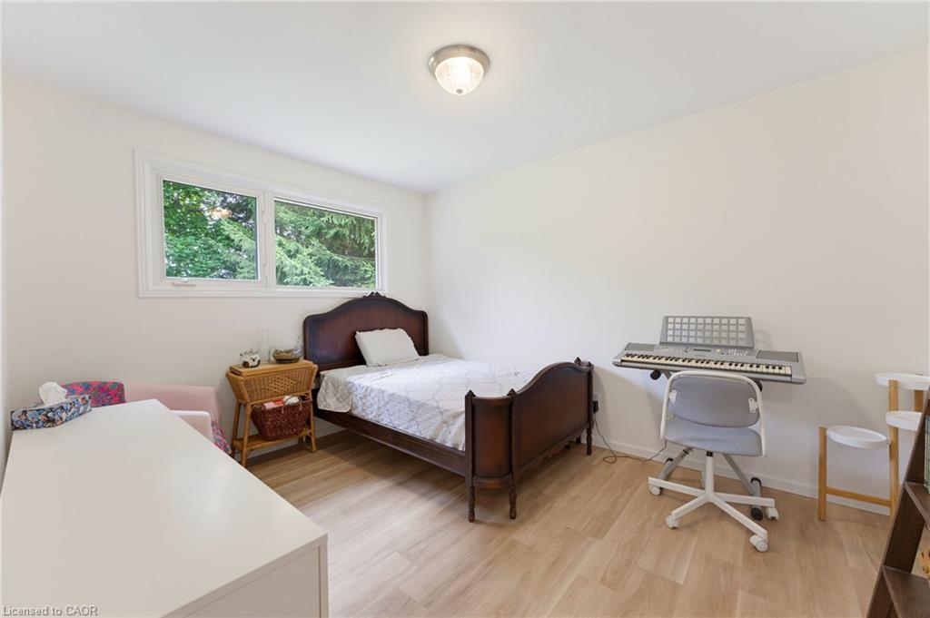 200 Lynden Road Property Photo 16