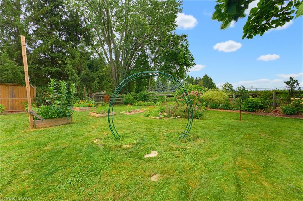 200 Lynden Road Property Photo 29
