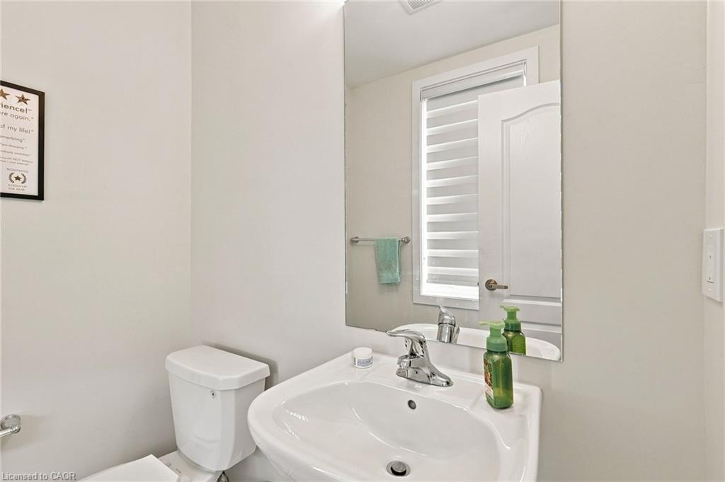 241 Melody Lane Property Photo 11
