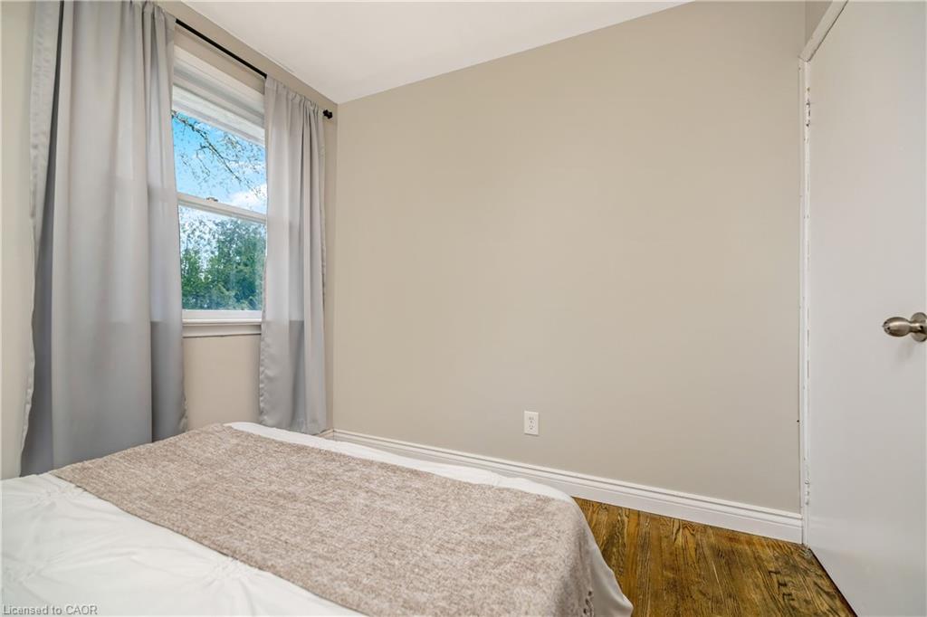 39 Mcgilvray Crescent Property Photo 27