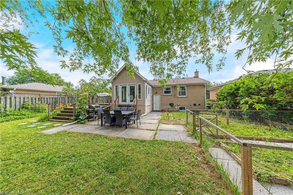 39 Mcgilvray Crescent Property Photo 43