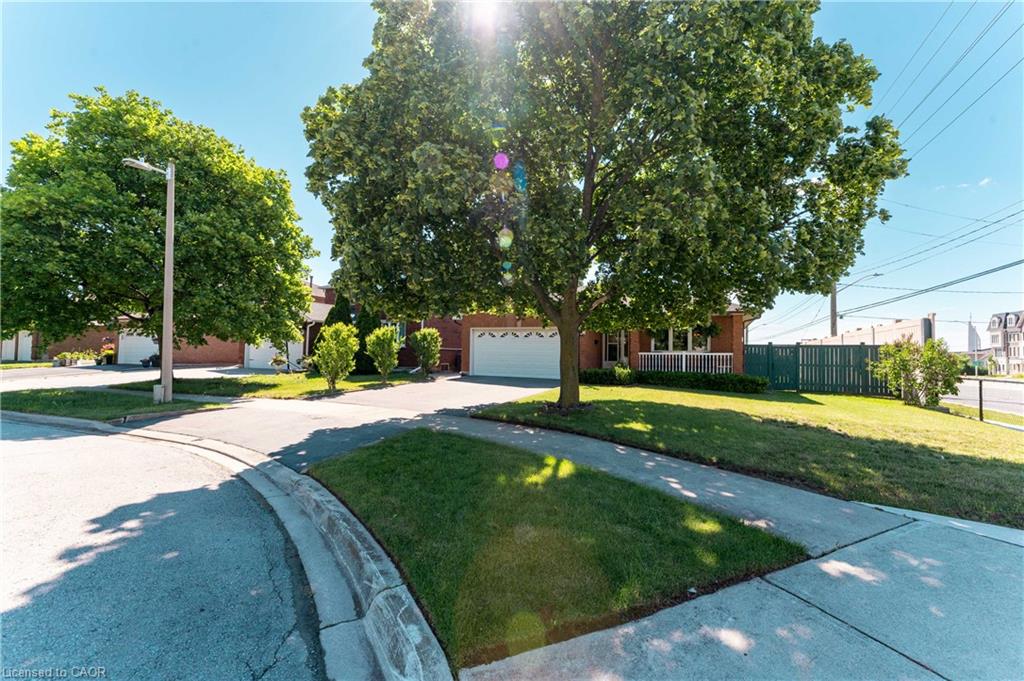 330 Hickory Circle Property Photo 1