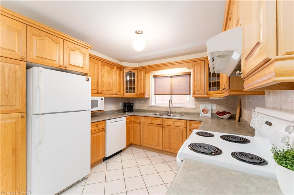 330 Hickory Circle Property Photo 7