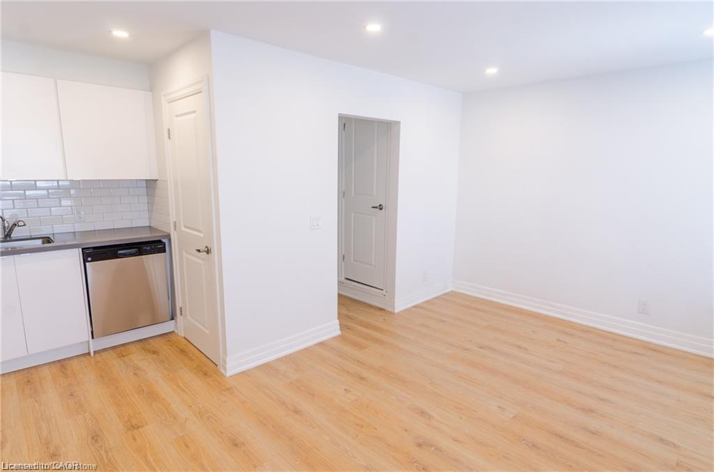 49 Gladstone Avenue Property Photo 6