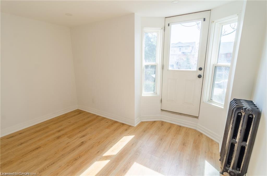 49 Gladstone Avenue Property Photo 8