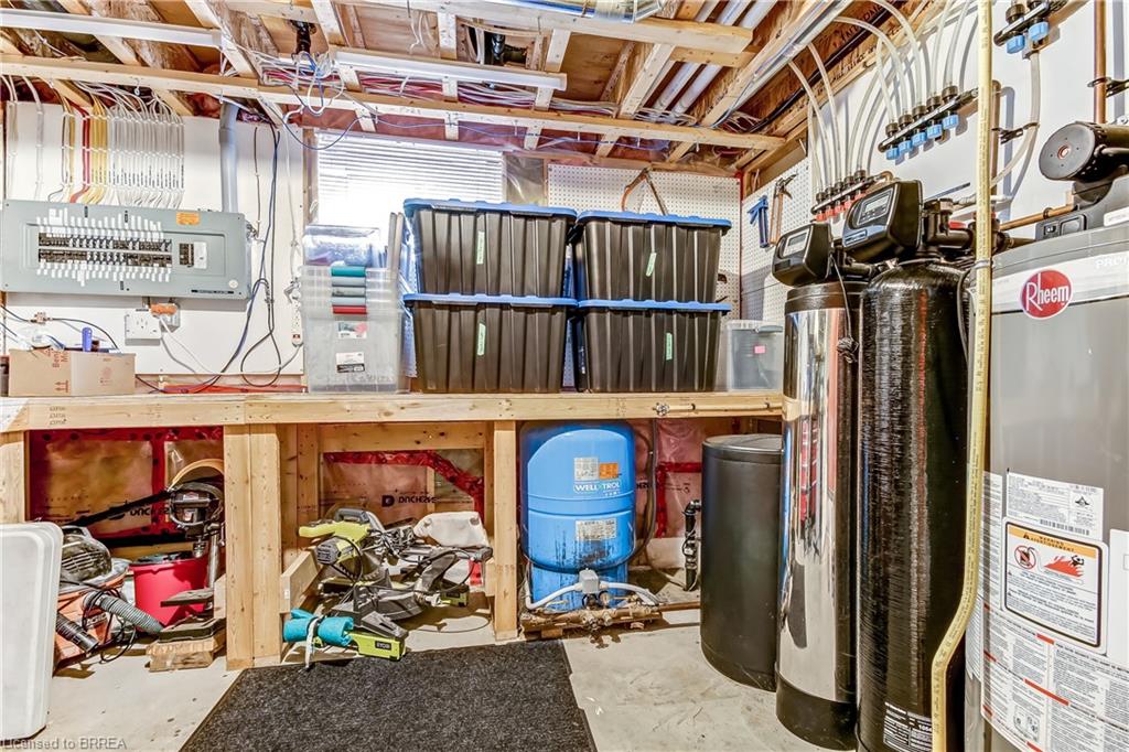 584616 Beachville Road Property Photo 20