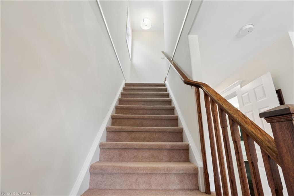168 Hampson Crescent Property Photo 18