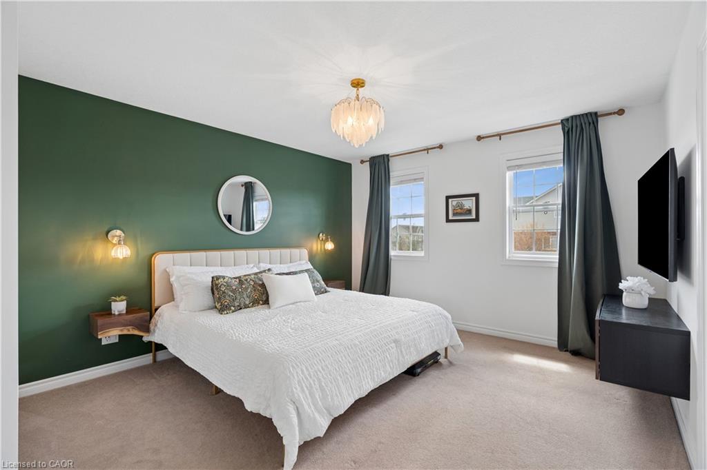 168 Hampson Crescent Property Photo 25