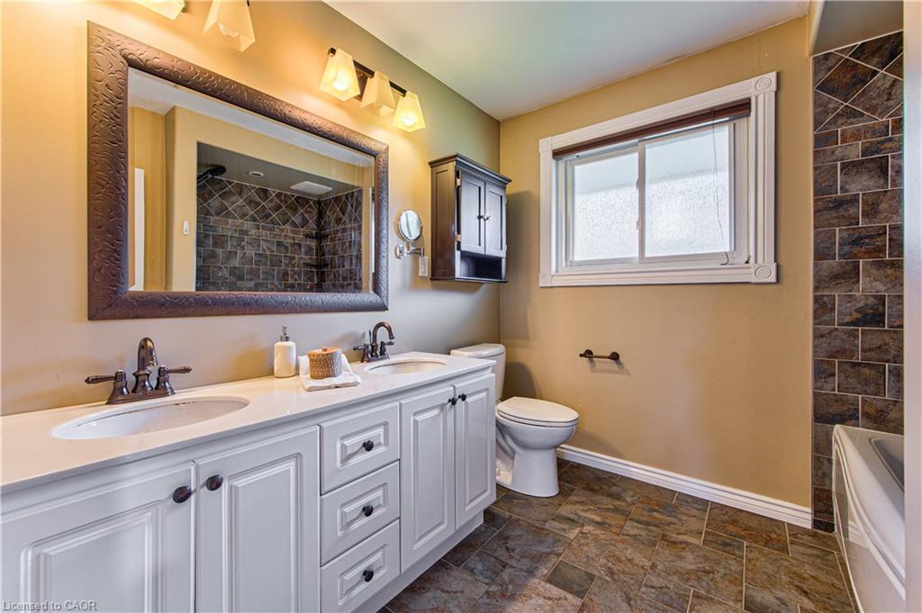104 Springbank Crescent Property Photo 16
