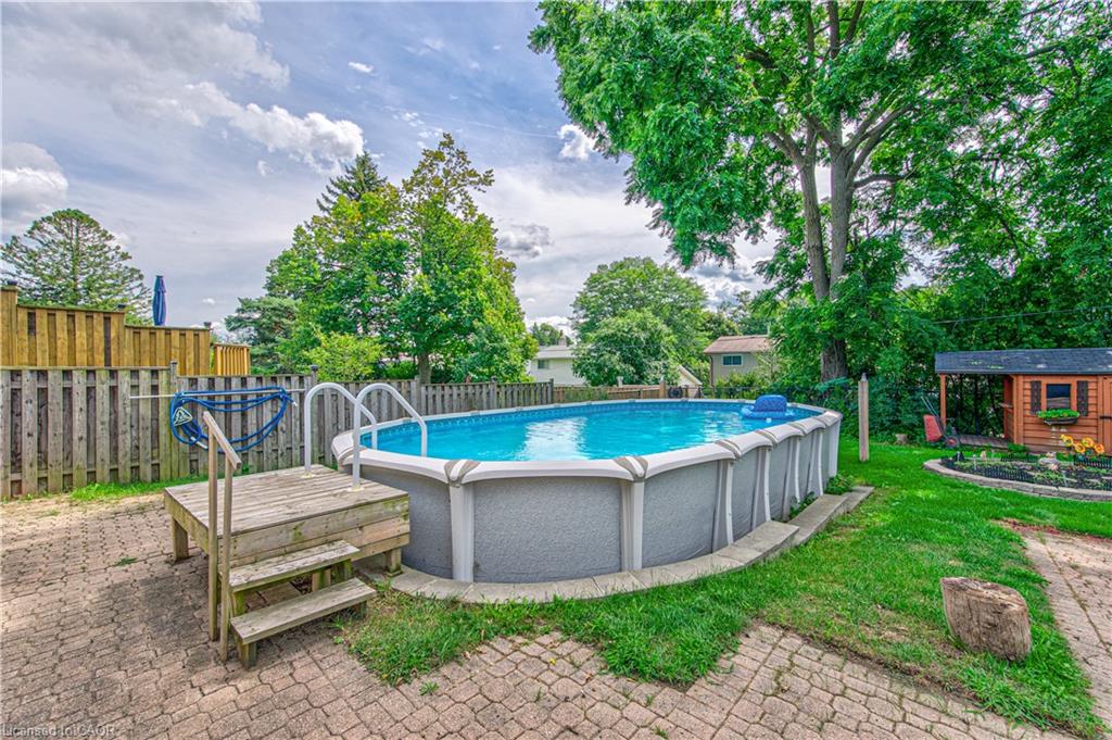 104 Springbank Crescent Property Photo 32