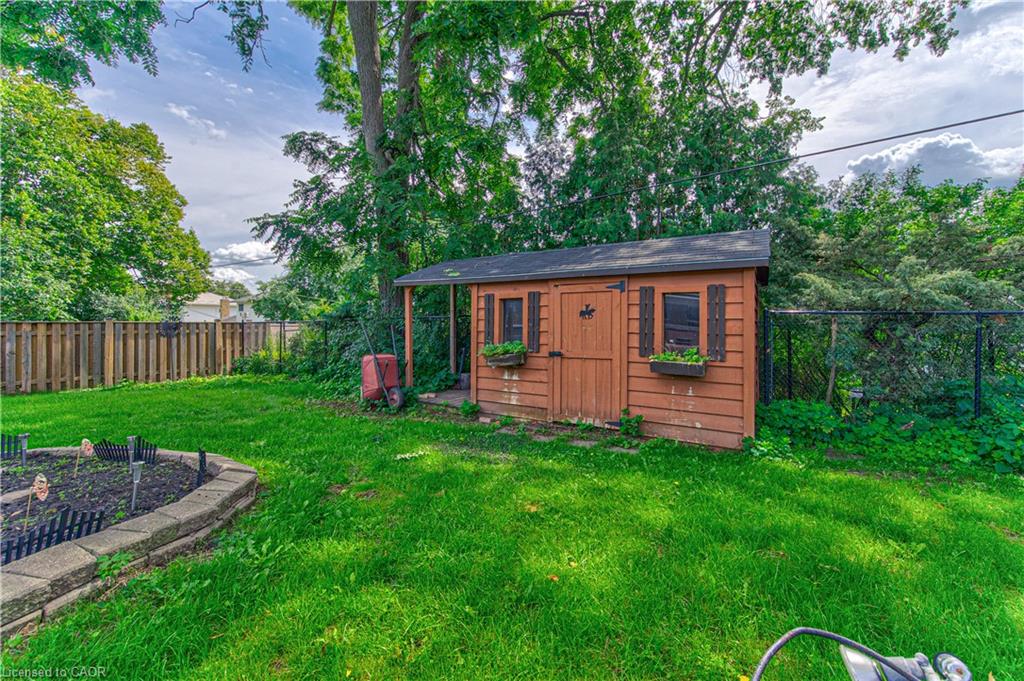 104 Springbank Crescent Property Photo 36