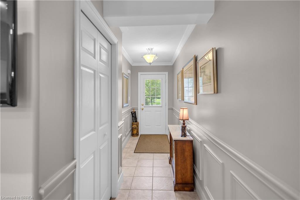 13-633 Park Road N Property Photo 3