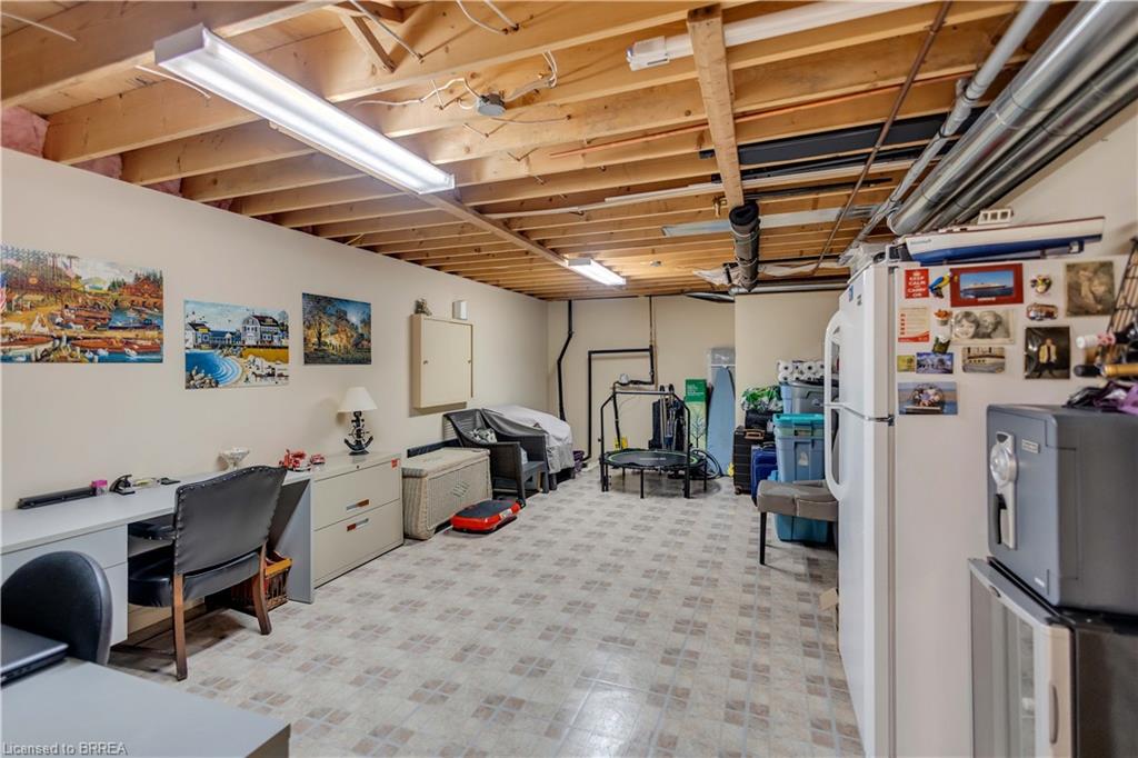 13-633 Park Road N Property Photo 25