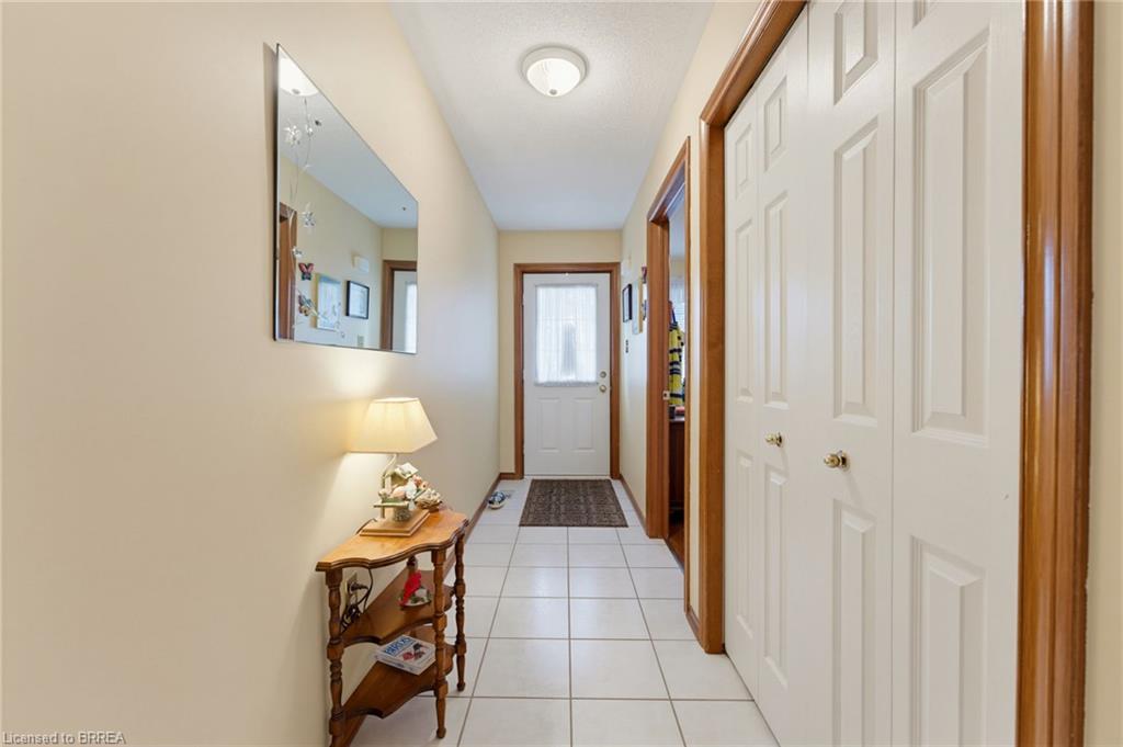 10-60 Whitlaw Way Property Photo 5