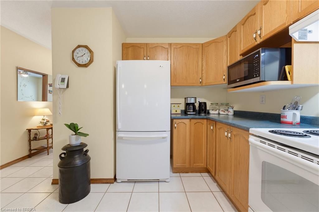 10-60 Whitlaw Way Property Photo 8