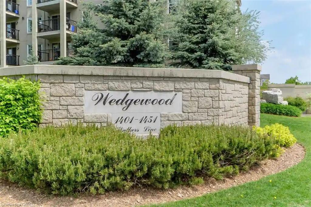 401-1411 Walkers Line Property Photo 1