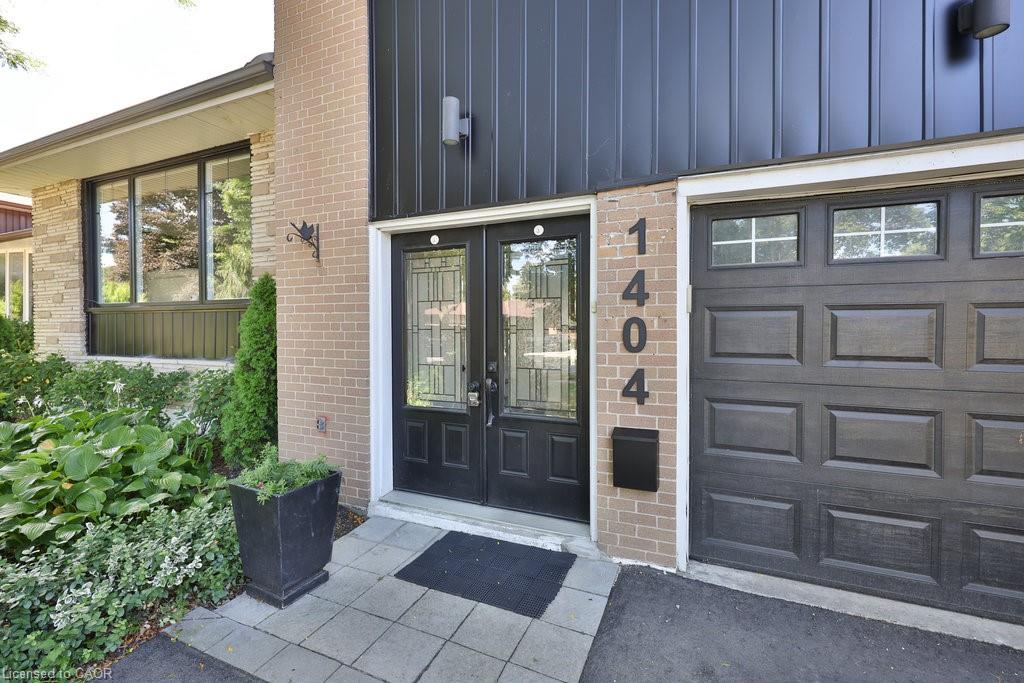 1404 Lewisham Drive Property Photo 3