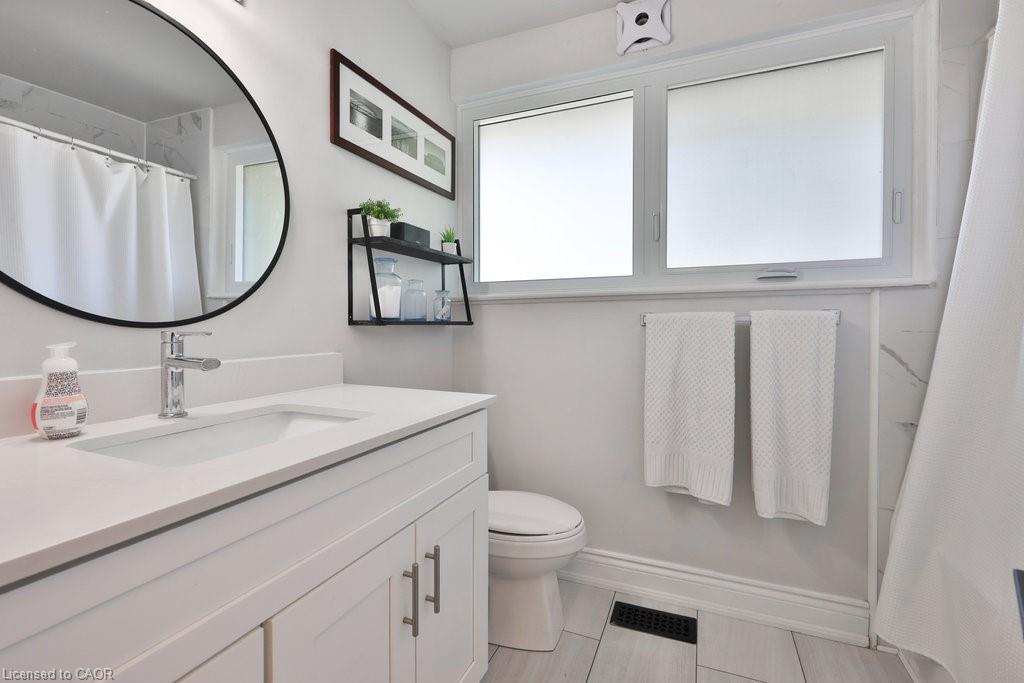 1404 Lewisham Drive Property Photo 28