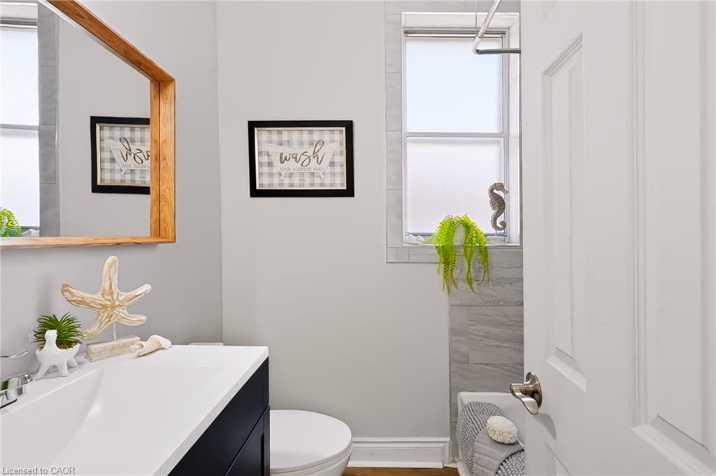 256 East 25th Street Property Photo 19