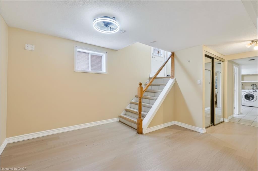 256 East 25th Street Property Photo 29