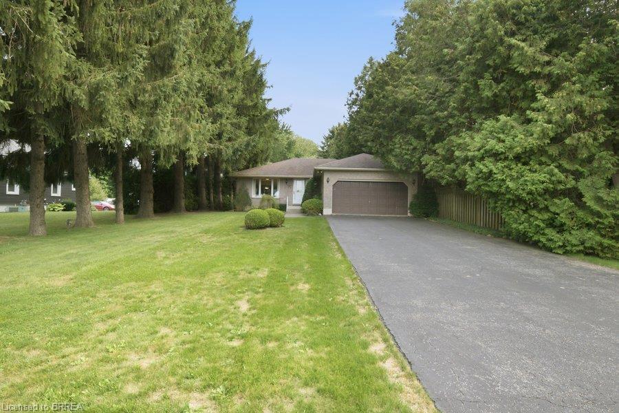 70 Thirteenth Street W Property Photo 2