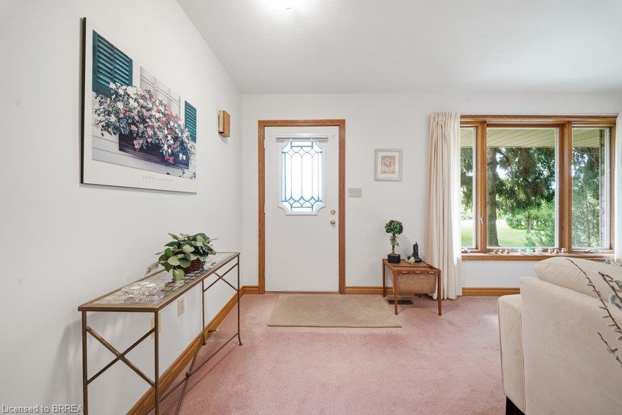70 Thirteenth Street W Property Photo 5