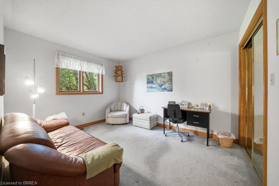 70 Thirteenth Street W Property Photo 19