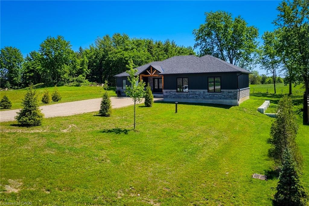 1266 Colborne Street W Property Photo 6