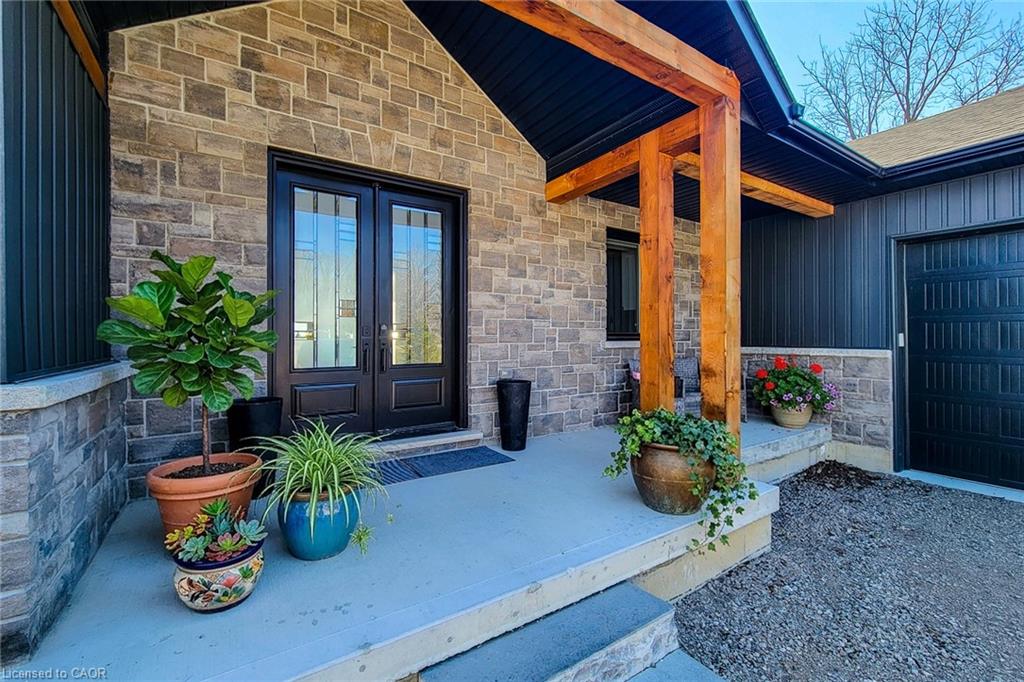 1266 Colborne Street W Property Photo 8