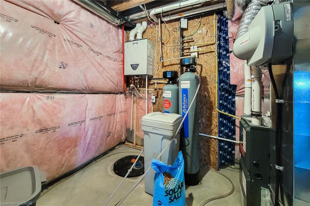 1266 Colborne Street W Property Photo 38