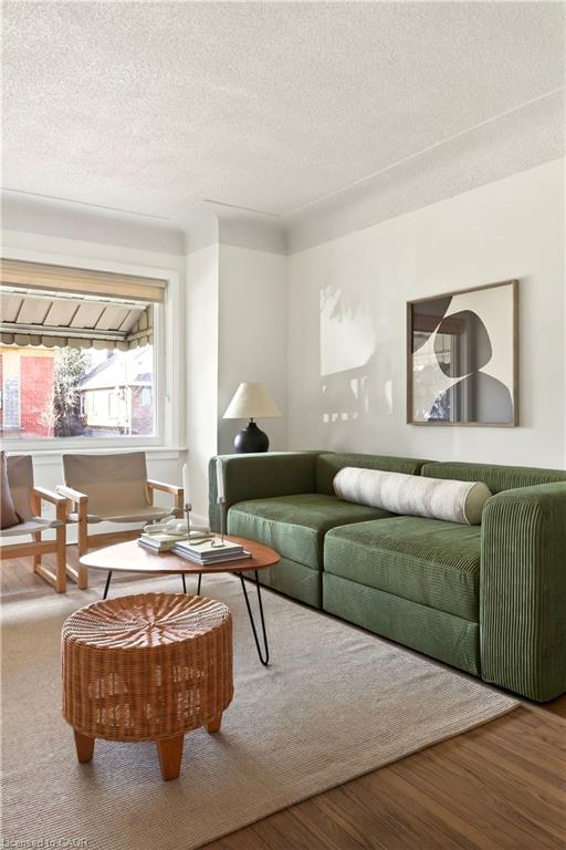 33 East 34th Street Property Photo 6