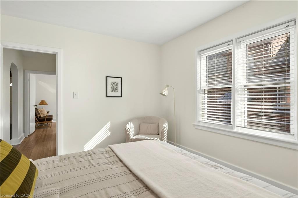 33 East 34th Street Property Photo 22