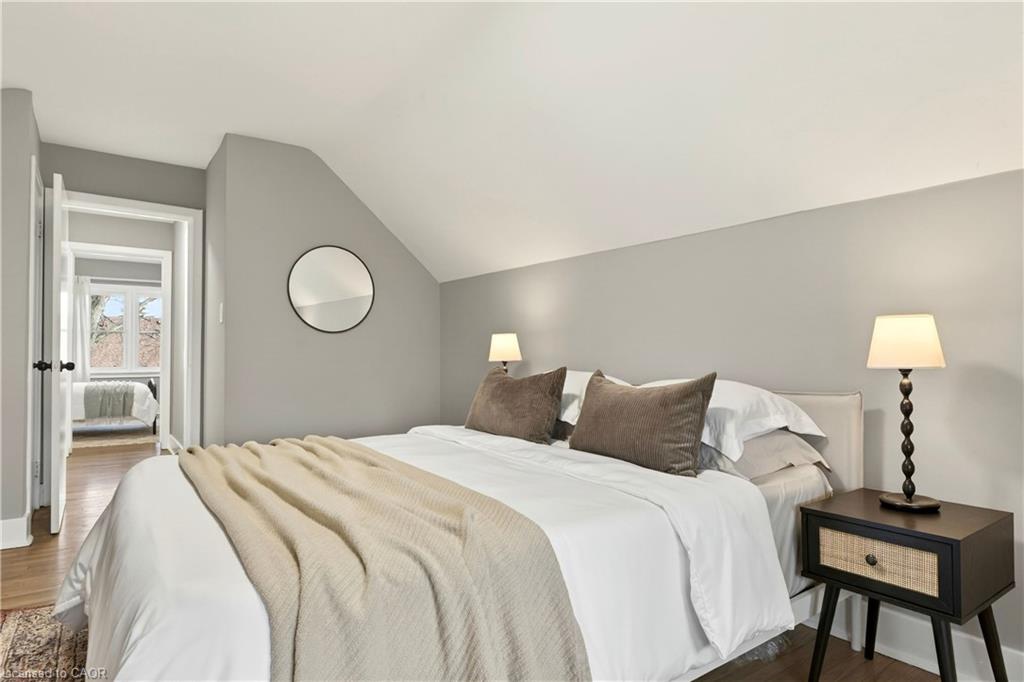 33 East 34th Street Property Photo 35