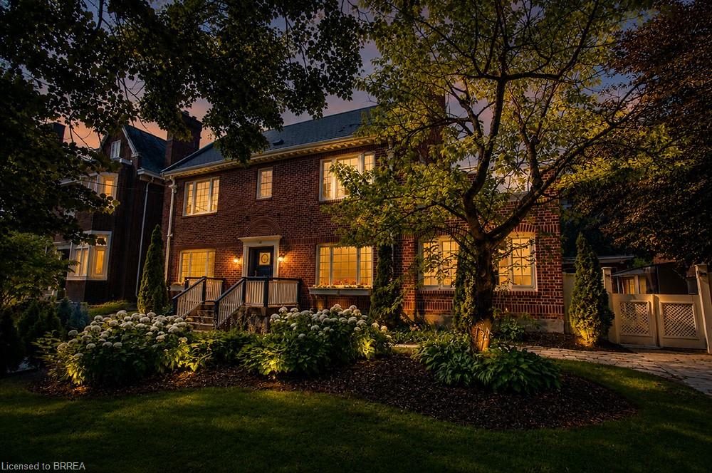 116 Dufferin Avenue Property Photo 4