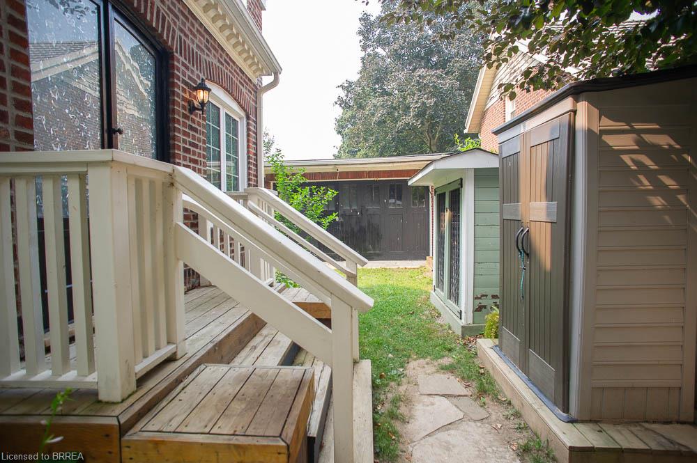 116 Dufferin Avenue Property Photo 35