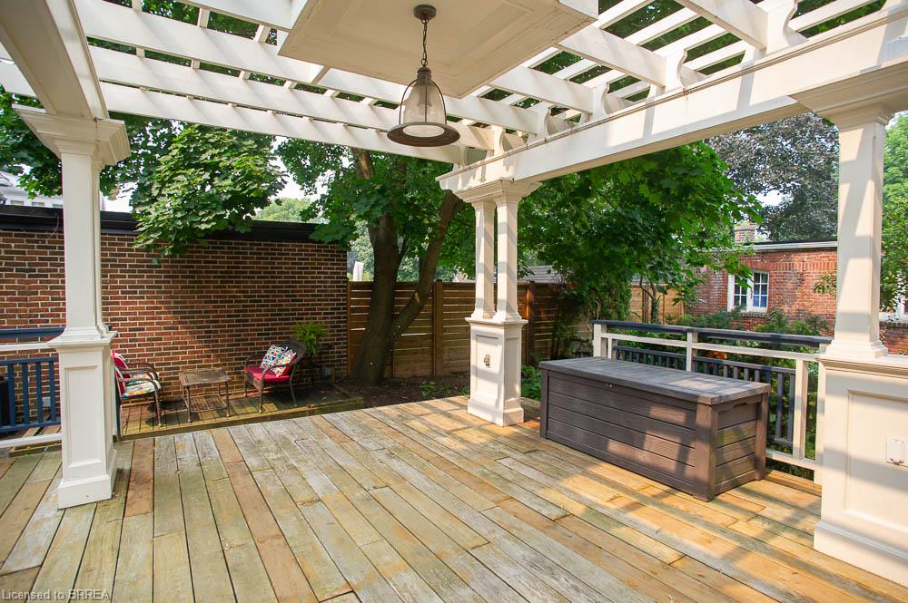 116 Dufferin Avenue Property Photo 41