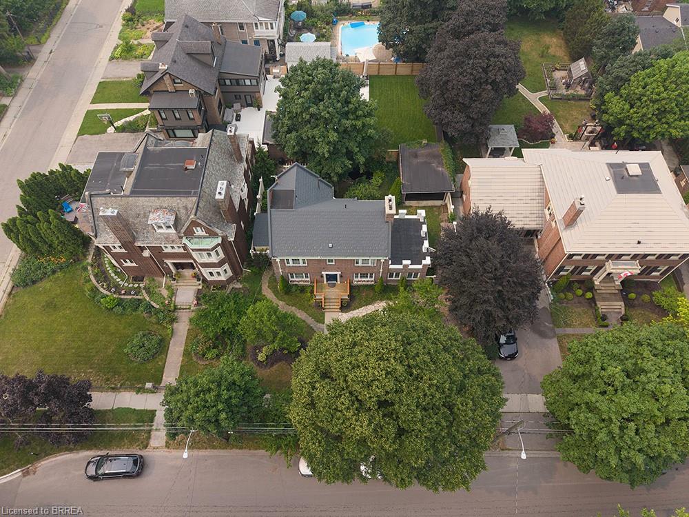 116 Dufferin Avenue Property Photo 46