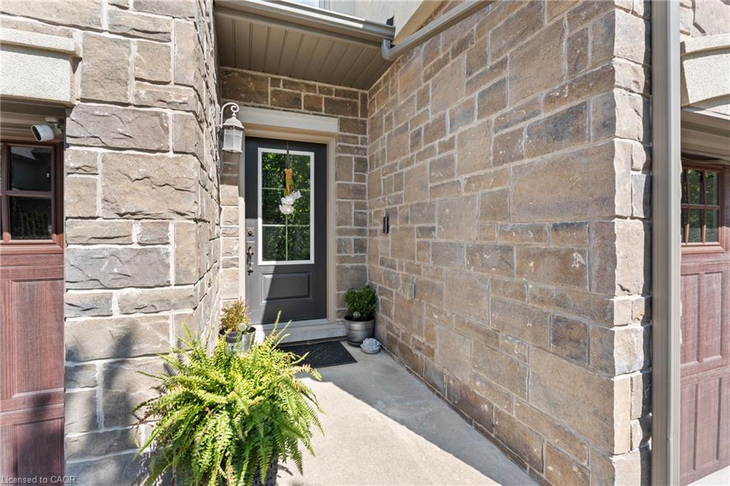 8 St. Andrews Lane S Property Photo 34