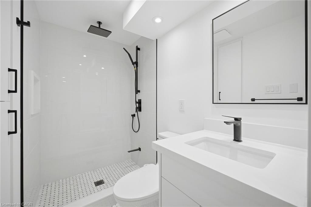 1379 Christina Court Property Photo 31