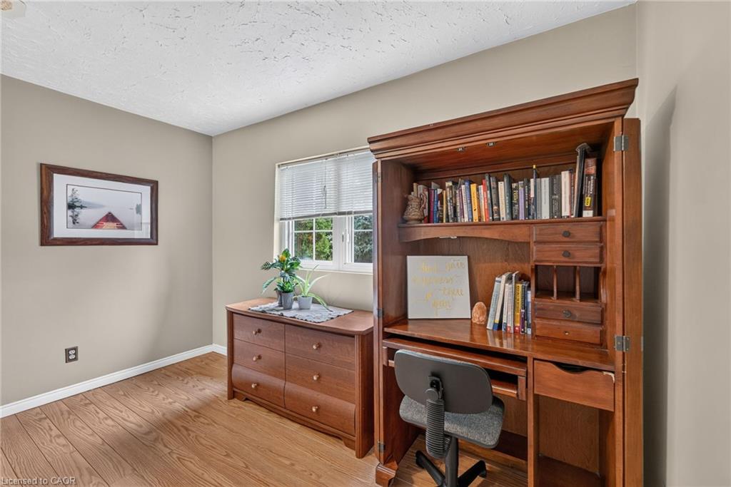 2023 Latimer Crescent Property Photo 40
