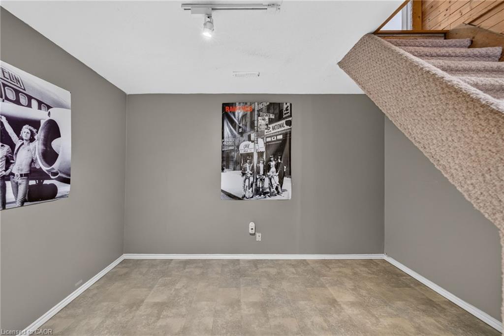 2023 Latimer Crescent Property Photo 43