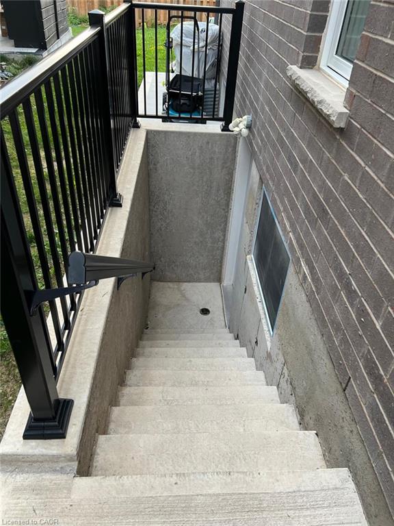 281 Woodbine Avenue Property Photo 13