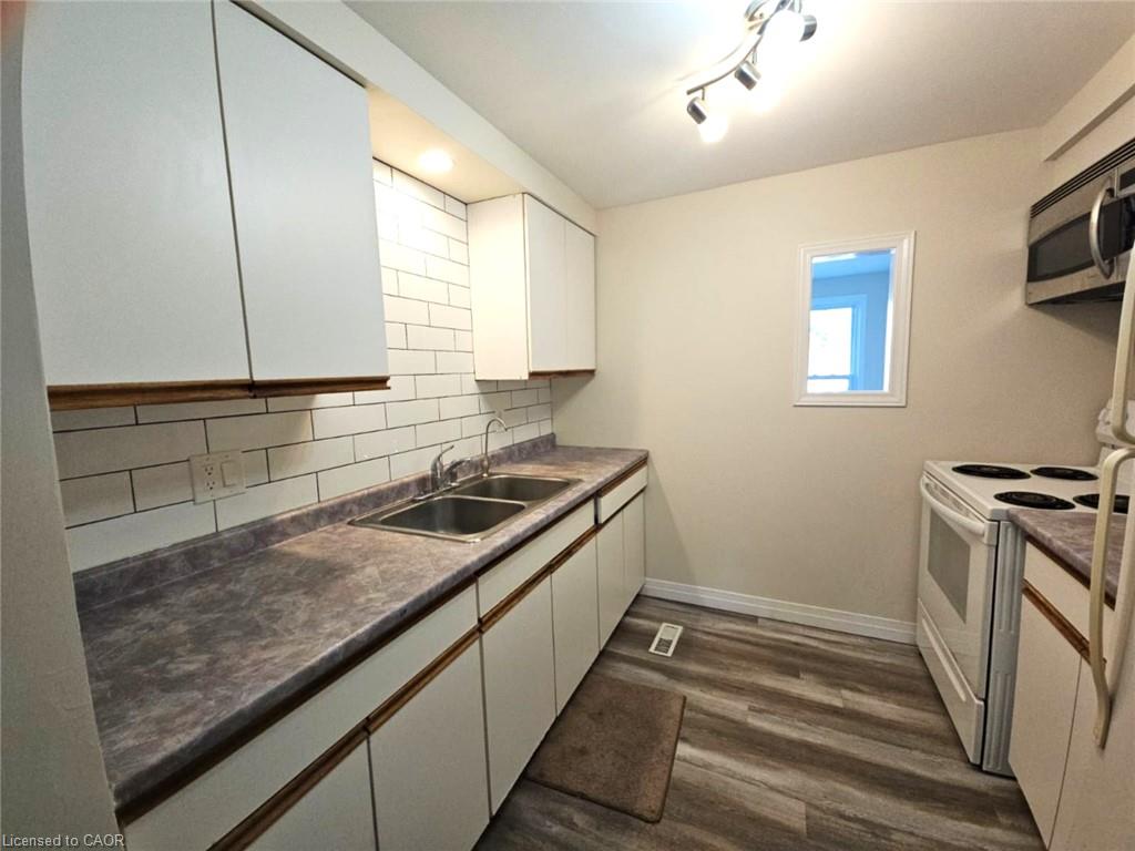 20-487 Elgin Street N Property Photo 3