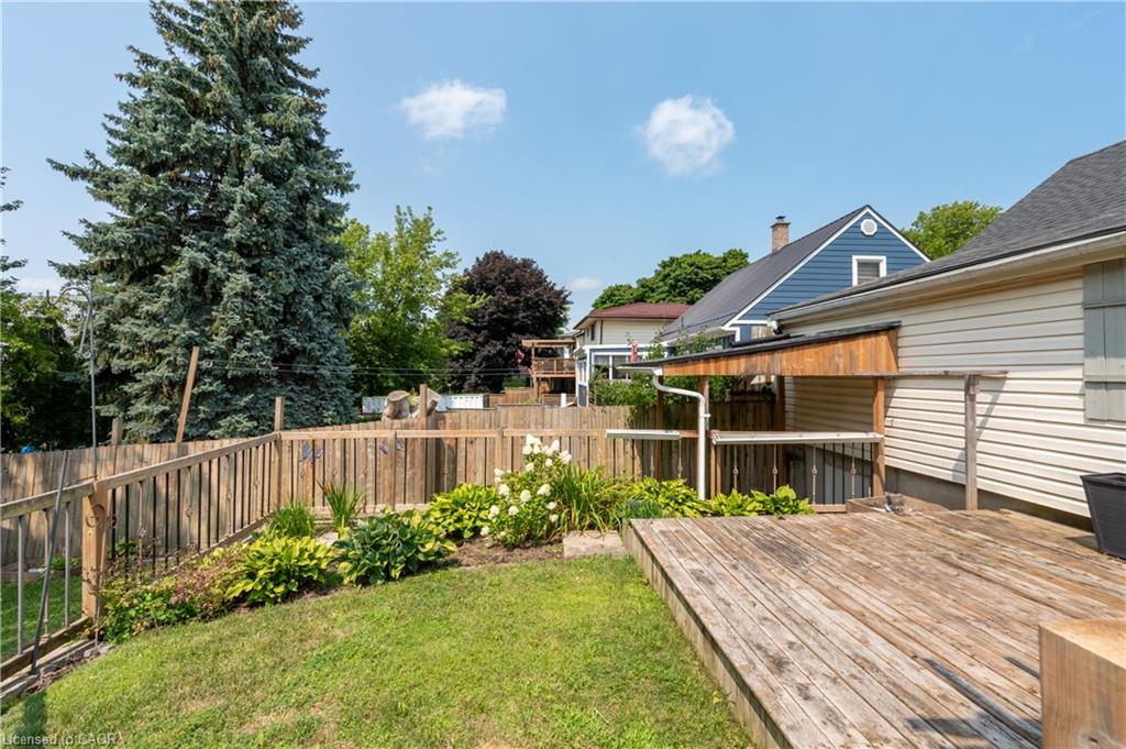 186 Norwich Avenue Property Photo 8