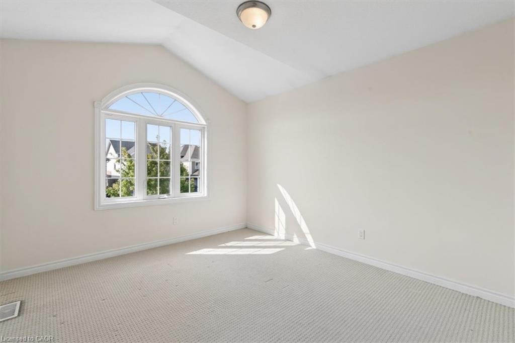 242 Moorlands Crescent Property Photo 23