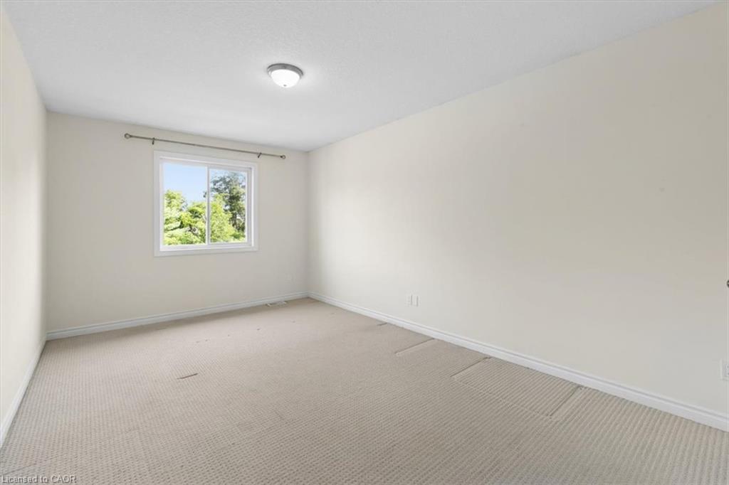 242 Moorlands Crescent Property Photo 27