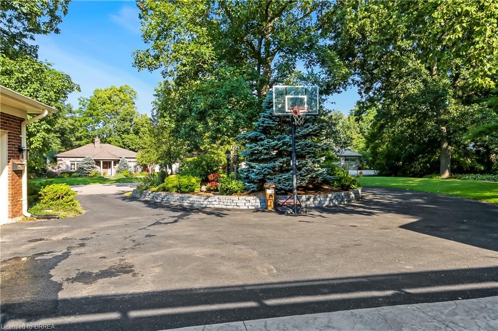 19 Oakley Road Property Photo 6