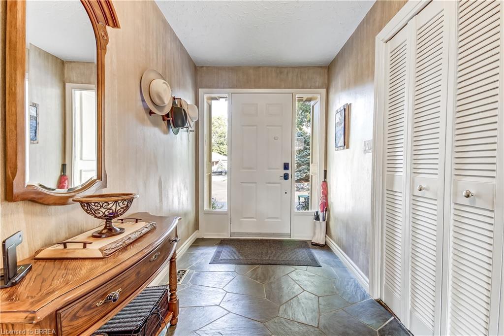 19 Oakley Road Property Photo 8