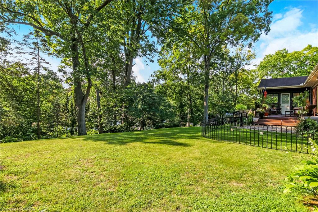 19 Oakley Road Property Photo 37