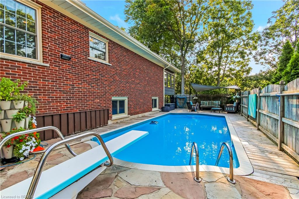19 Oakley Road Property Photo 43